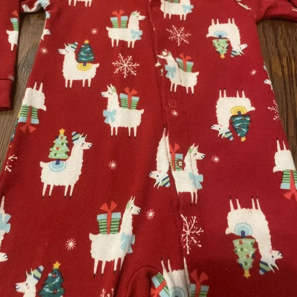 6-9 Months Wonder Shop Red Footed Christmas Llama Pajamas, Unisex - Picture 4 of 5